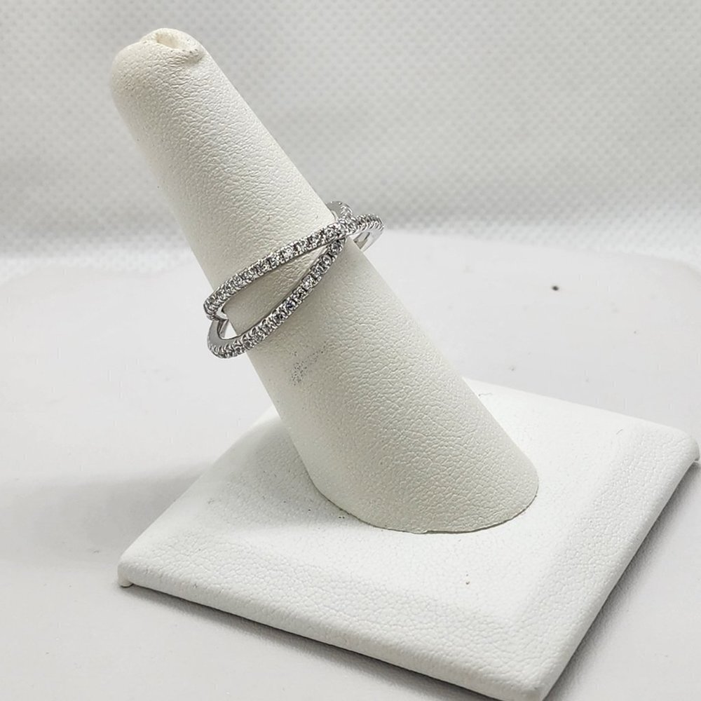 Brand New Sterling Silver 925 Crossover Cz Ring